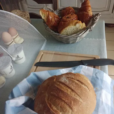 At 3 La Brionniere Saint-Pierre-du-Chemin