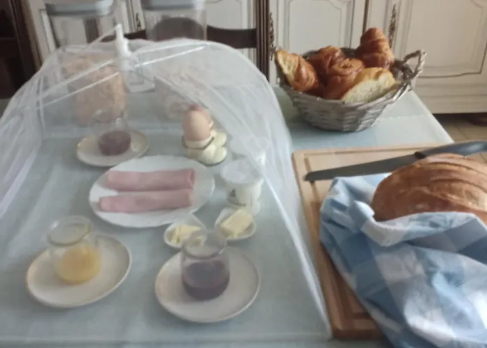 فندق مبيت وإفطار At 3 La Brionniere